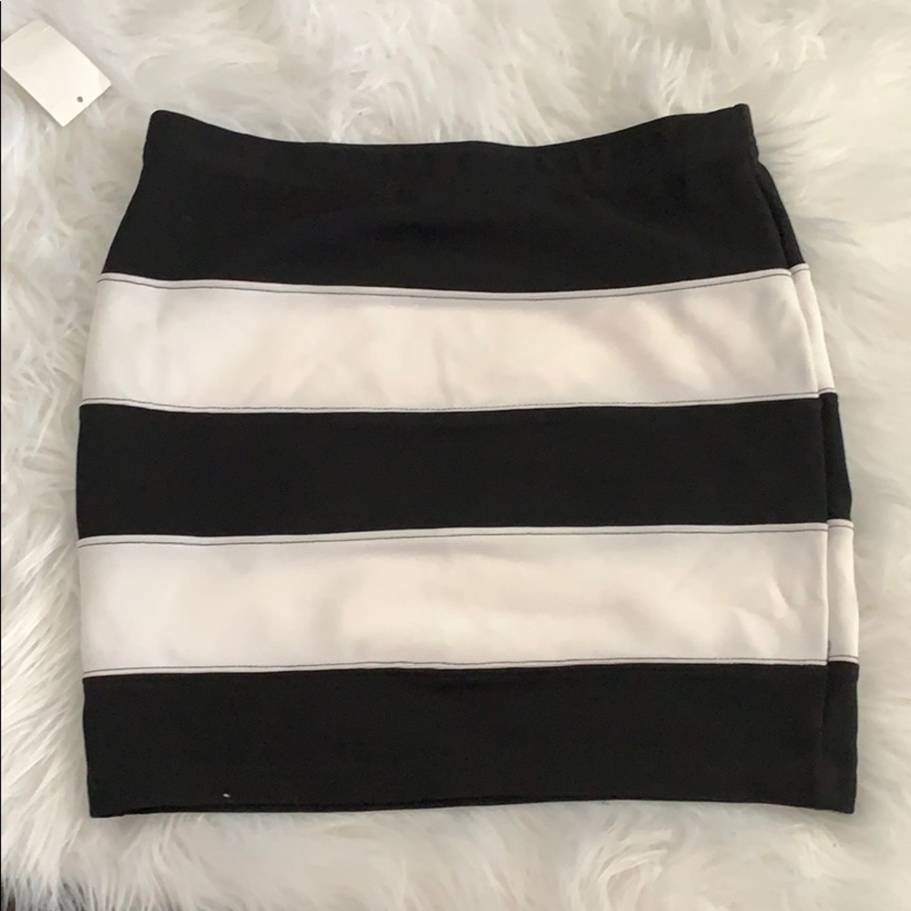 BNWT Striped Skirt size Small